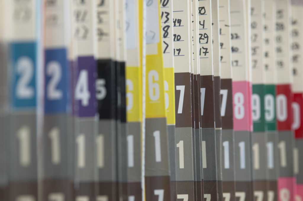 Detail view of organized medical files    87333166
