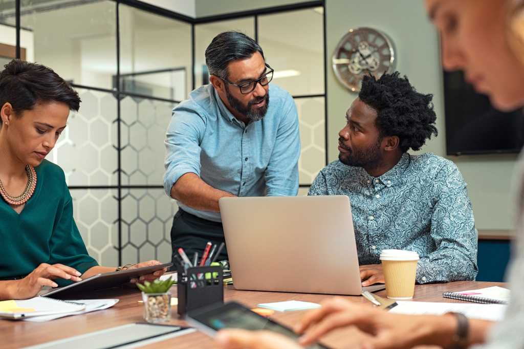 CIO | Middle East > Collaboration / teamwork / meeting / planning / strategy