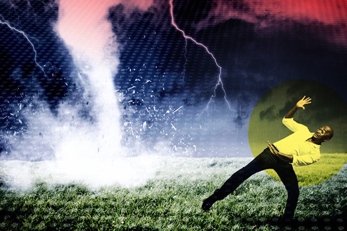 it disaster man running from lightning storm