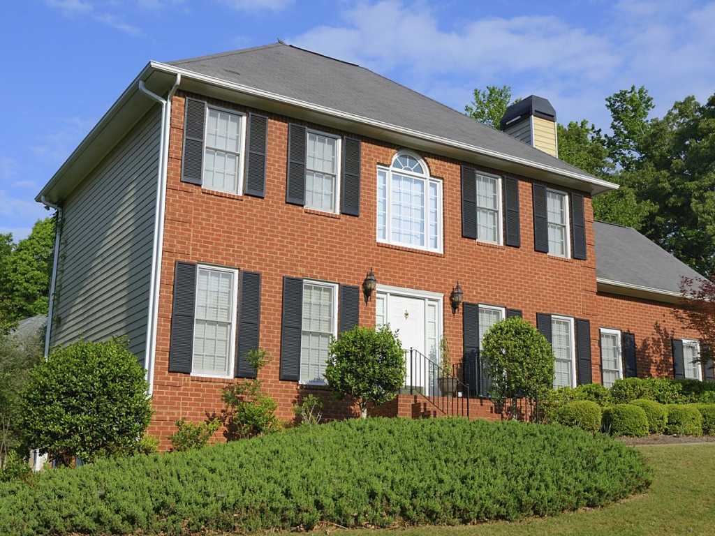 suburbanhouse