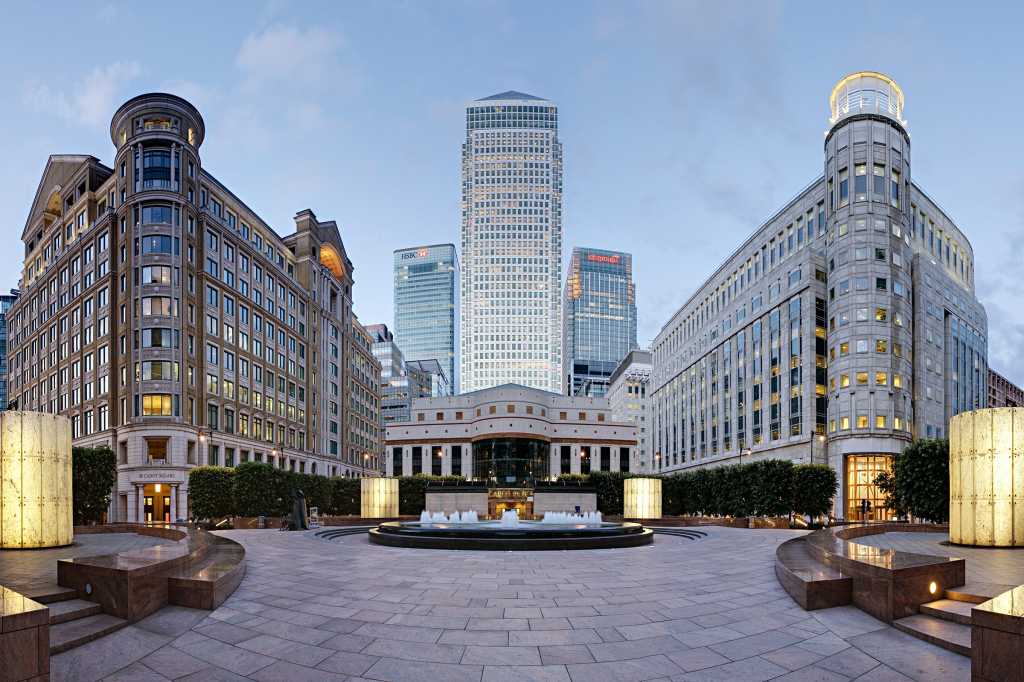UK | United Kingdom  >  England  >  London  >  Canary Wharf, east view from Cabot Square