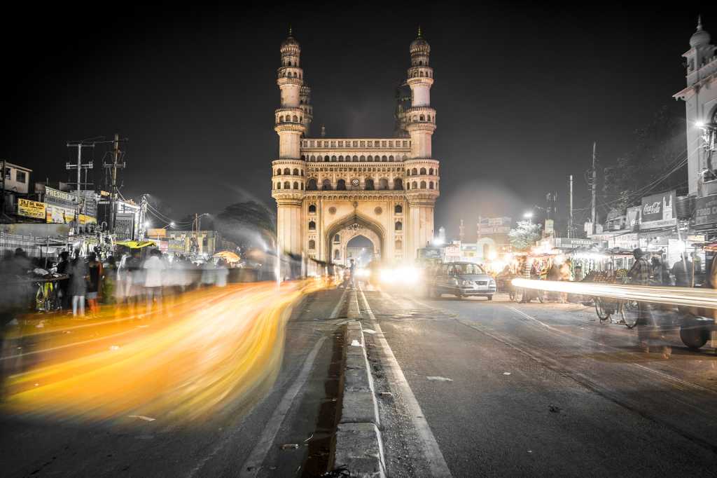 India  >  Hyderabad  >  city center / landmark / Charminar Mosque